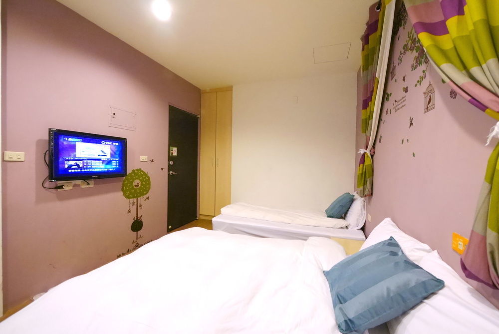 Luca Hotel Taichung Exterior photo