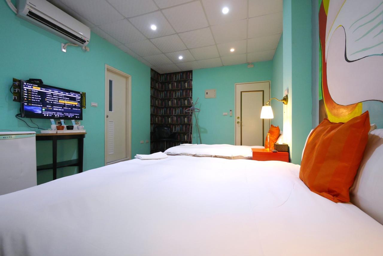Luca Hotel Taichung Exterior photo