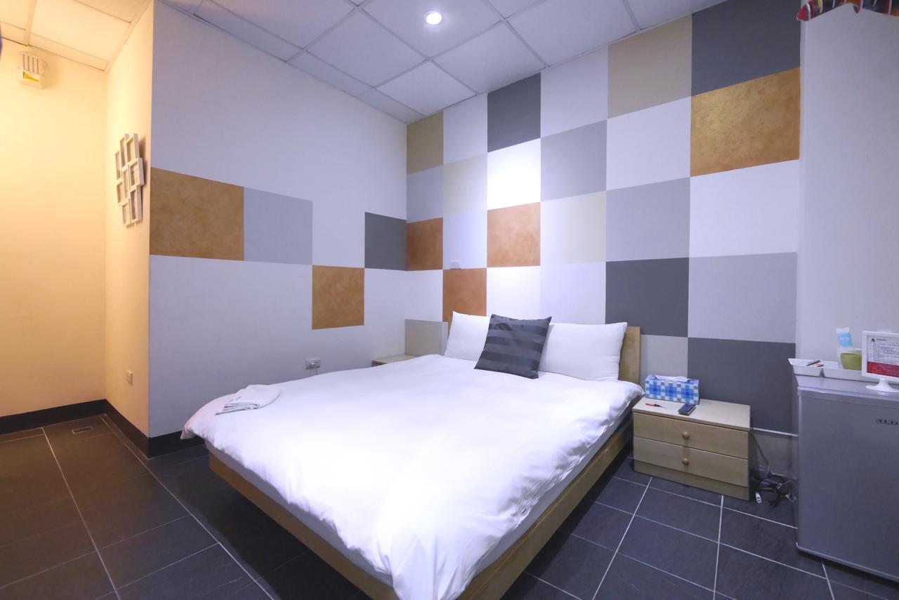 Luca Hotel Taichung Exterior photo